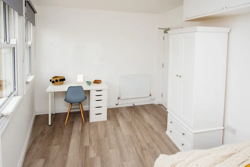 Flat E, 25 Lister Gate - Luxury 5 Bed City Centre Apartment - Thumbnail 14